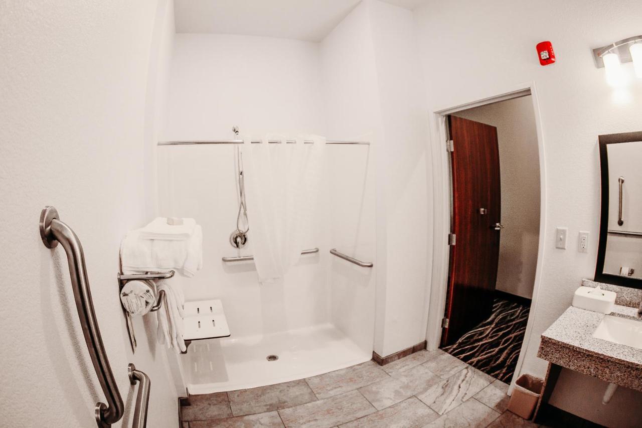 Cobblestone Hotel & Suites International Falls Buitenkant foto