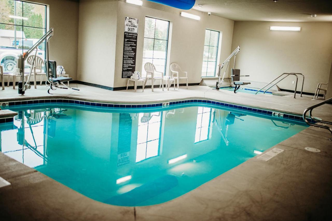 Cobblestone Hotel & Suites International Falls Buitenkant foto