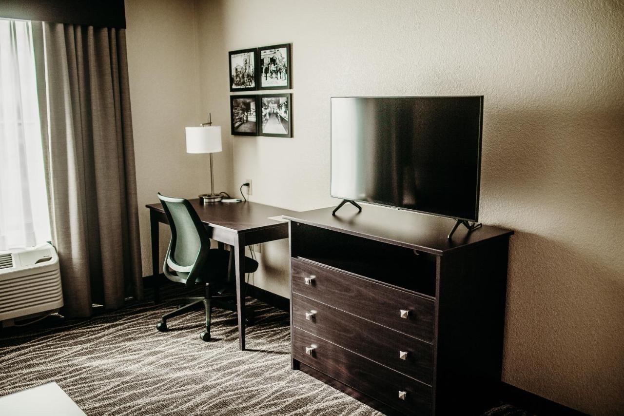 Cobblestone Hotel & Suites International Falls Buitenkant foto