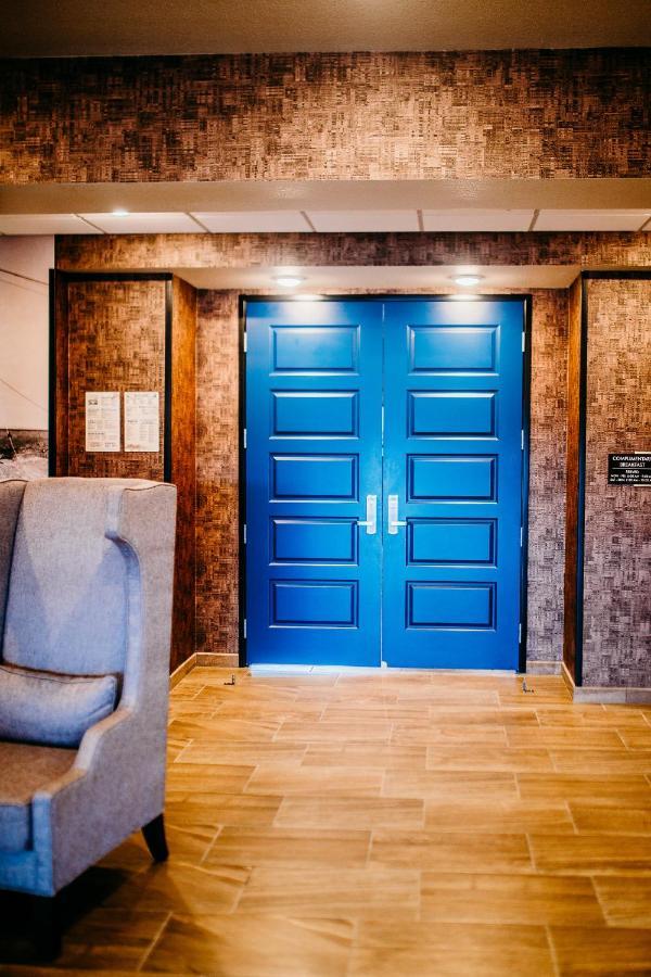 Cobblestone Hotel & Suites International Falls Buitenkant foto
