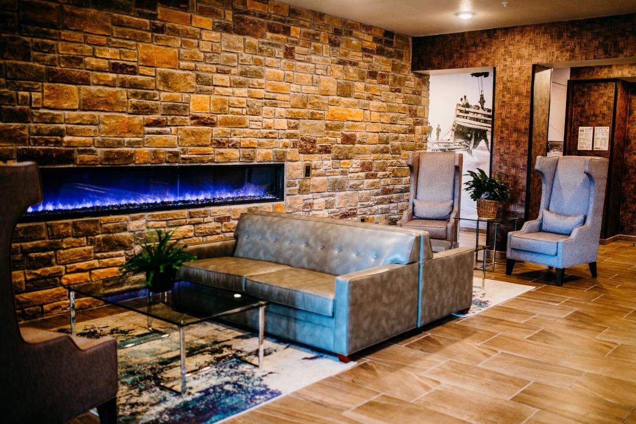 Cobblestone Hotel & Suites International Falls Buitenkant foto
